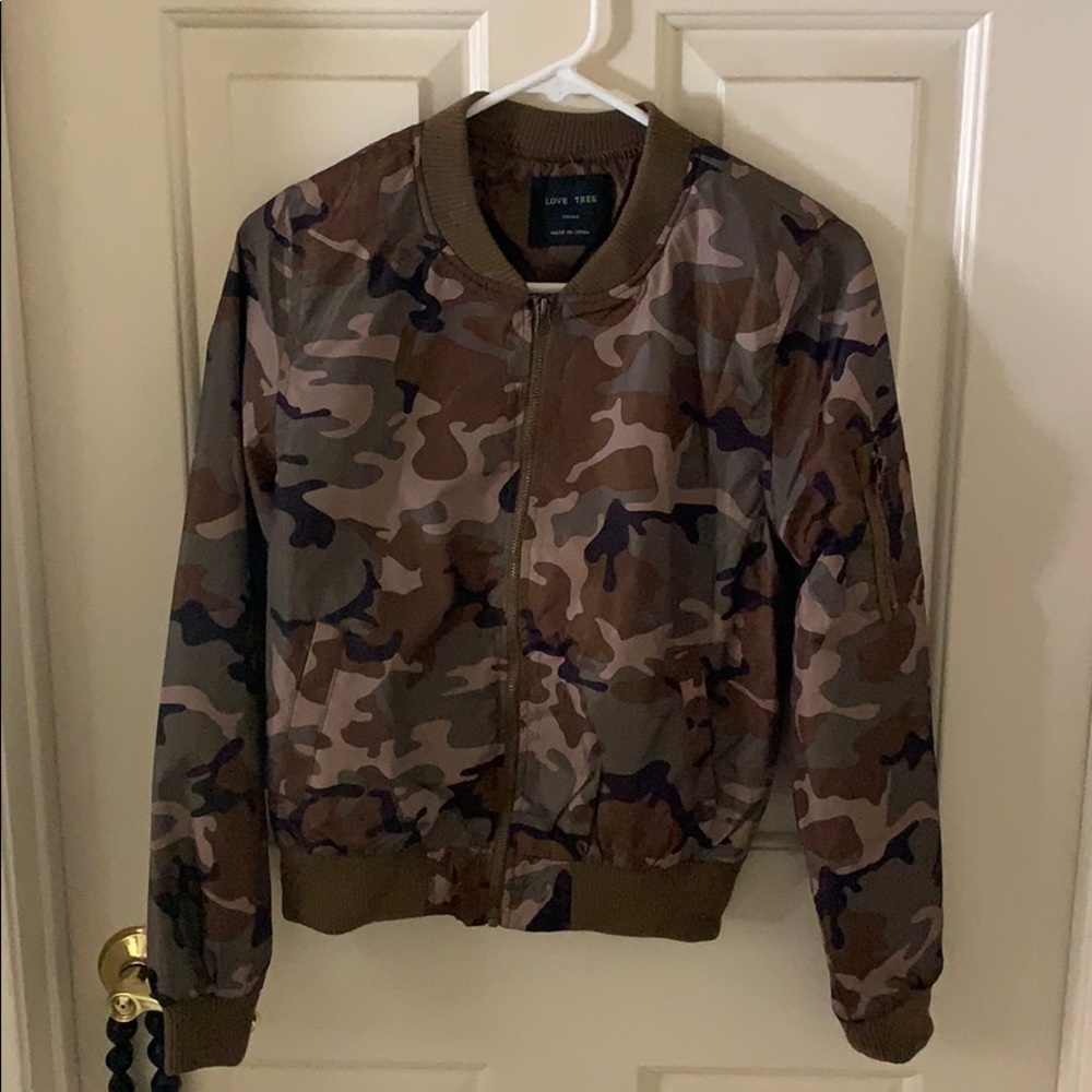 Girls Camo lined bomber jacket